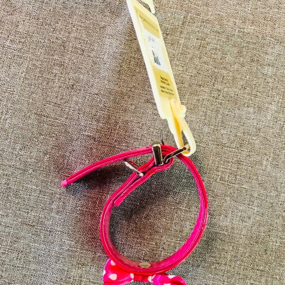 🌷Pink Leatherette Collar with Bow for Tiny Dogs - Picture 4 of 7
